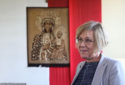 Kontrowersyjna ankieta w szkołach. Pytania o modlitwę i małżeństwo rodziców