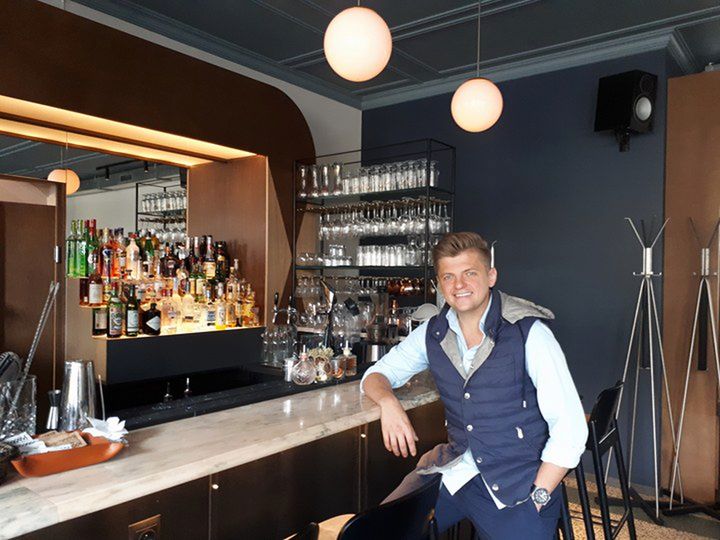 Mateusz Nowak, finalista 4. edycji programu "MasterChef Polska". Właściciel radomskiej restauracji "Kraft". 
