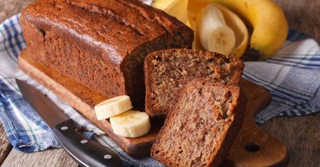 Prosty przepis na chlebek bananowy. Doskonały na śniadanie i do pracy