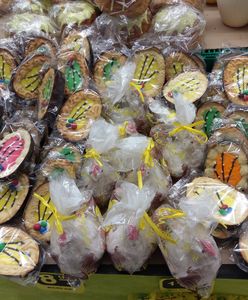 Zające, kurczaki i... mikołaje. Oto, co wciskają nam hipermarkety na Wielkanoc