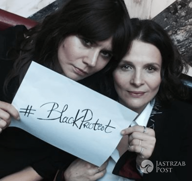 Juliette Binoche i Małgorzata Szumowska protestują przeciwko zaostrzeniu ustawy o prawie kobiet do aborcji podczas festiwalu Film Spring Open 2016 w Krakowie
