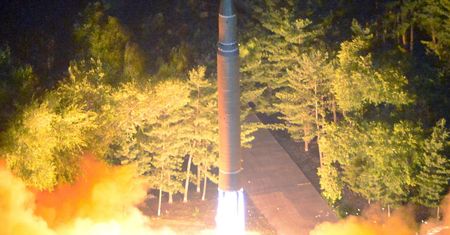 Korea Północna wystrzeliła pocisk. Alarm w Japonii