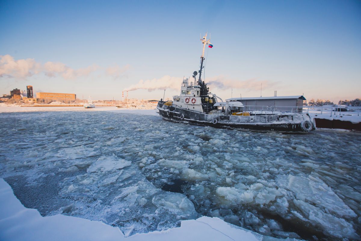 Rosja chce chronić Arktykę. Wybuduje 12 statków