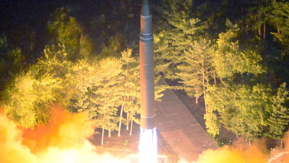 Korea Północna wystrzeliła pocisk z okolic Pyongyangu.