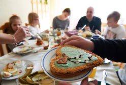 Wzięliśmy pod lupę świąteczne ciasta od Biedronki. Zaskakujące rezultaty