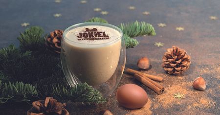 Świąteczno-noworoczny napój jajeczny – przepis na tradycyjny anglosaski eggnog