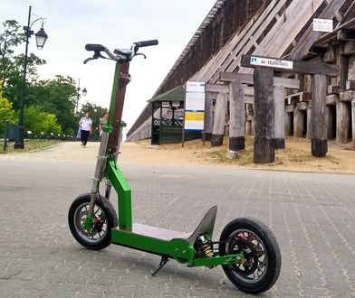 Hulajnoga to pieszy czy motorower? Dziura w prawie jest problemem