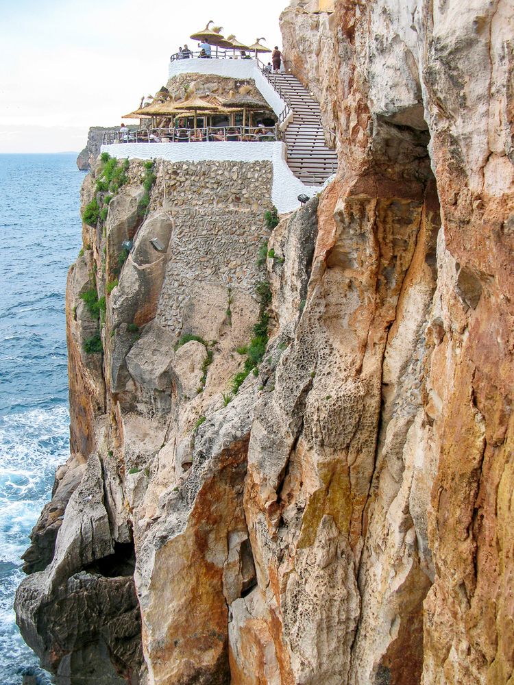 Cova d'en Xoroi 