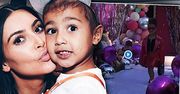 North West zadebiutowała na wybiegu! Córka Kim Kardashian skradła show jako modelka. To trzeba zobaczyć [WIDEO]
