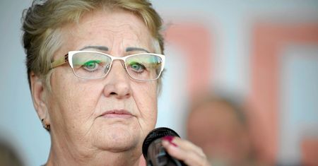 Henryka Krzywonos po poważnej operacji. Dochodząc do siebie, piętnuje PiS