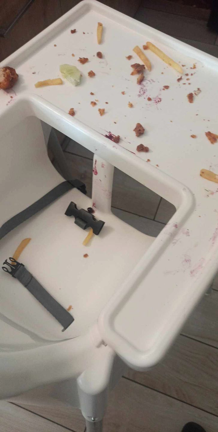 Restauracja wrzuciła zdjęcie po wizycie rodziny z dziećmi- Pyszności, źródło: Facebook