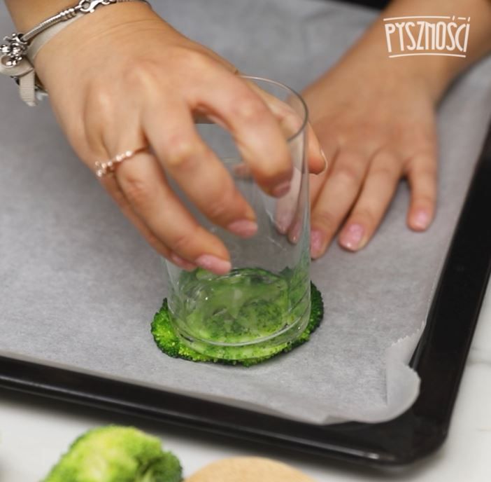 Chipsy warzywne z brokuła- Pyszności