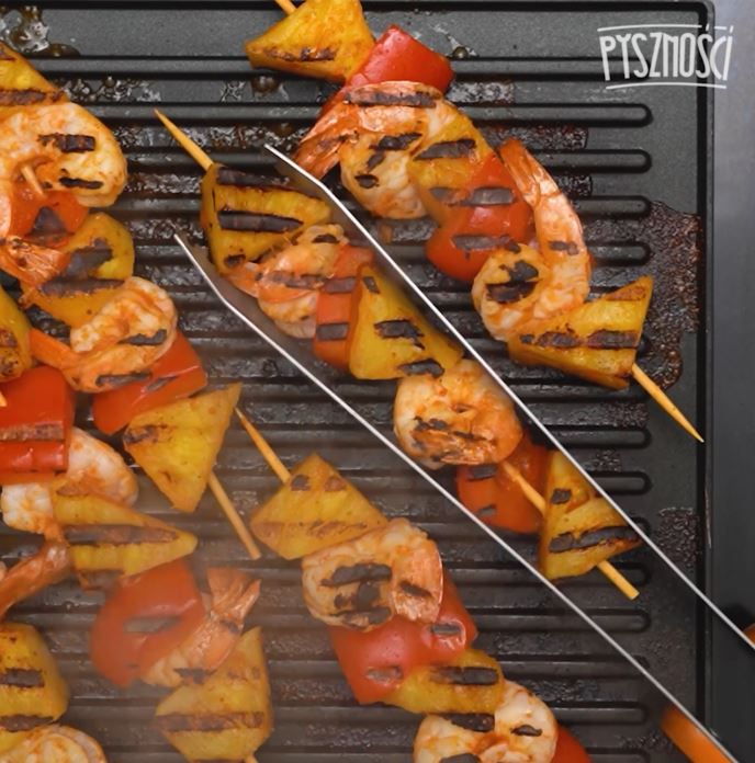 Szaszłyki na grillu elektrycznym