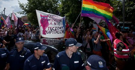 Wszczęto śledztwo po Marszu Równości w Częstochowie. Uczestnicy mieli tęczowe godło
