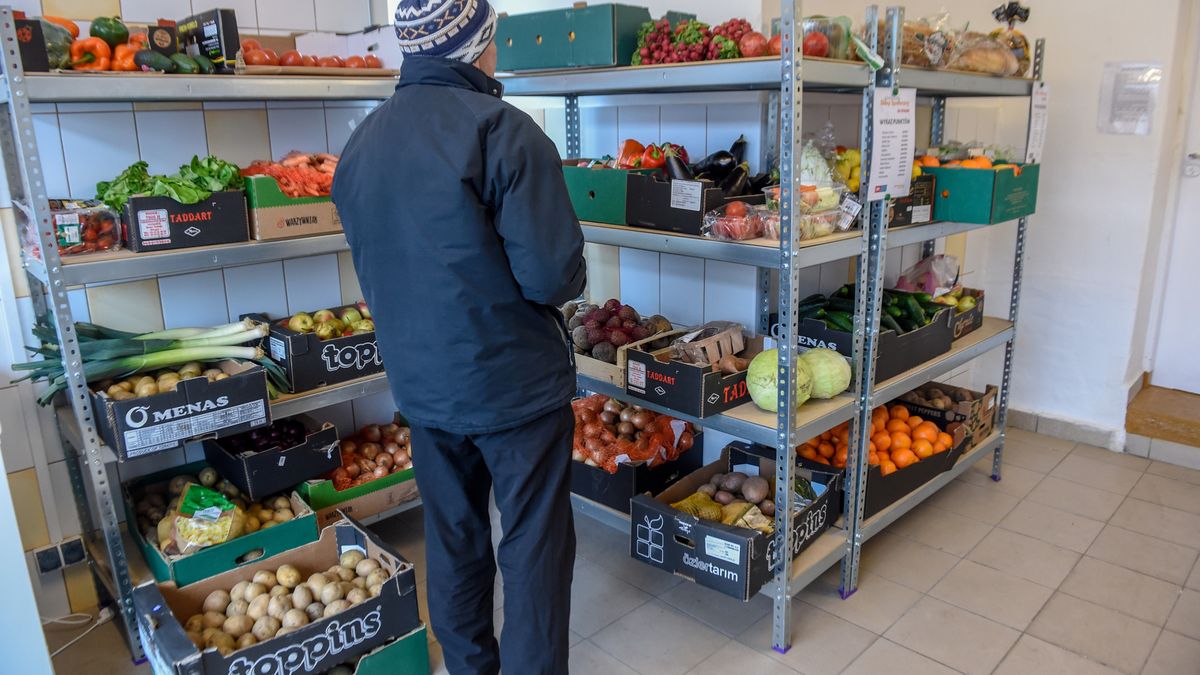 Ustawa o marnowaniu żywności. Sklepy muszą podpisać umowy z bankami żywności