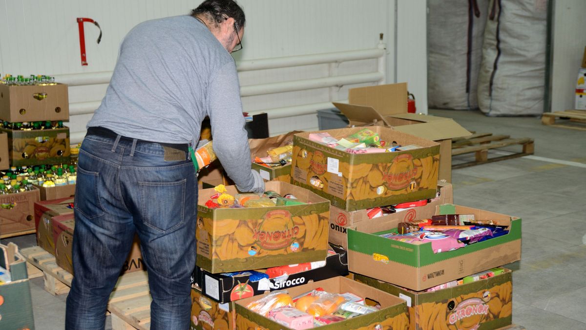 Ustawa zwalczająca marnowanie żywności. Jedzenie będzie trafiało do specjalnych organizacji