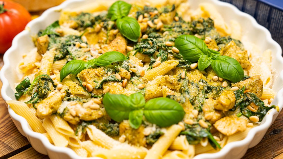 Makaron penne z kurczakiem- Pyszności