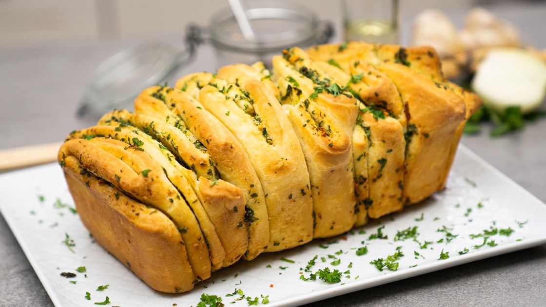 Chlebek czosnkowy- Pyszności