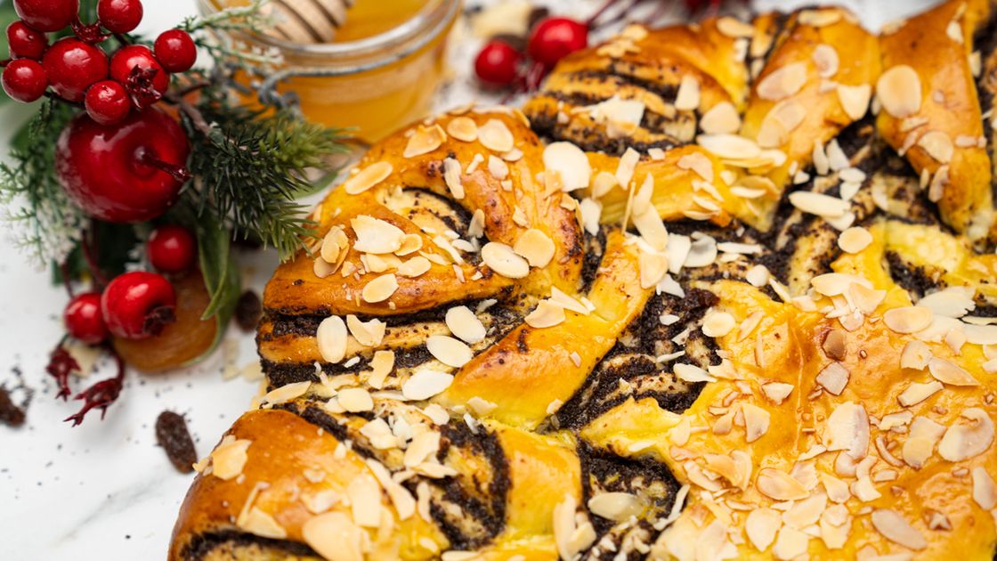 Drożdżowa gwiazda z makiem- Pyszności