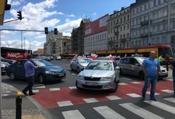 Pracownicy radia zostali zaatakowani gazem przez taksówkarza. Teraz proszą o pomoc