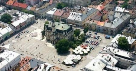 Mieszkańcy Nowego Sącza odpowiadają na kampanię billboardową. Ich pomysł podbija sieć