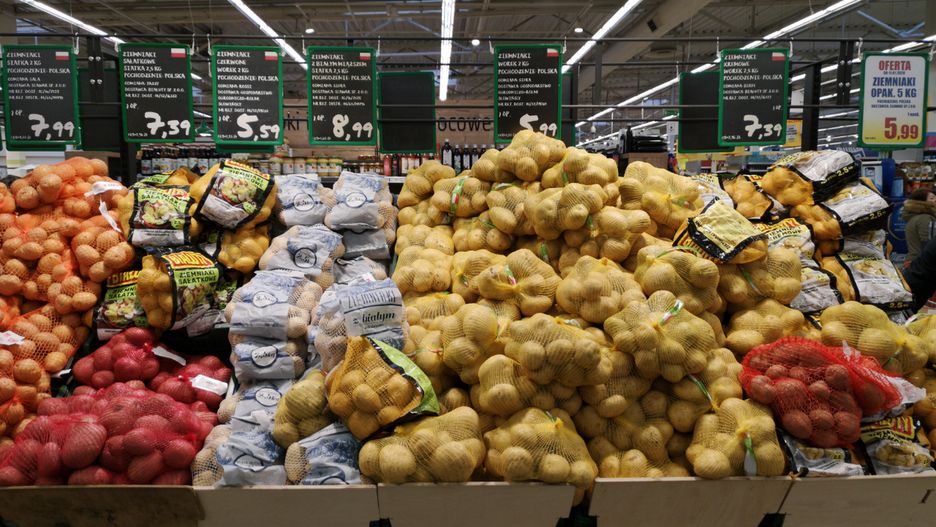 Ceny ziemniaków w ciągu zaledwie roku poszły w górę o 100 procent.