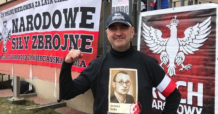 Wybory do PE 2019. Jerzy Janoska wieszał na szubienicach portrety polityków PO. Teraz kandyduje