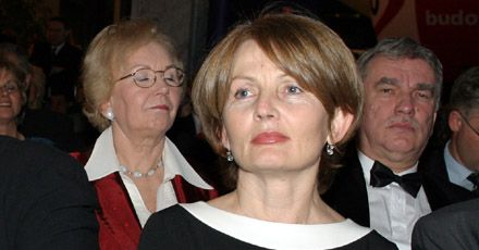 Wiceminister z milionami na koncie