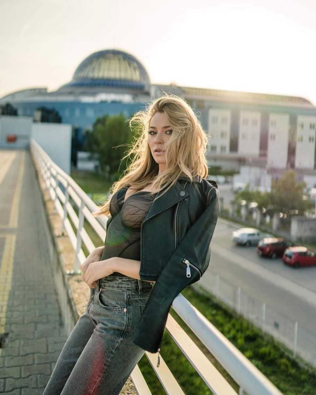Marcelina Zawadzka w seksownym gorsecie
