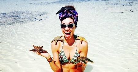 U nas zima, a Omenaa Mensah w bikini!
