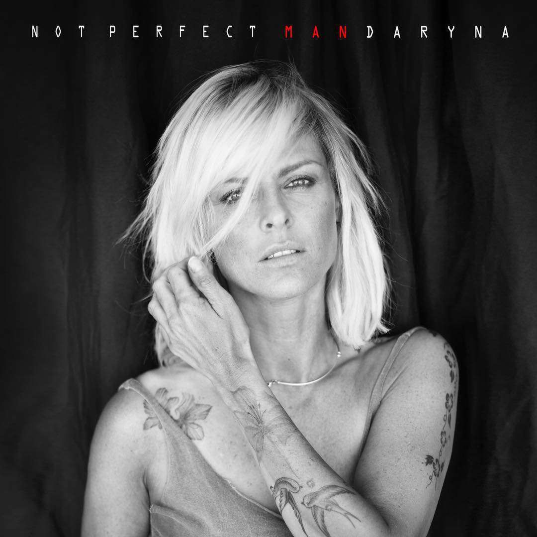 Mandaryna – okładka singla Not Perfect Man