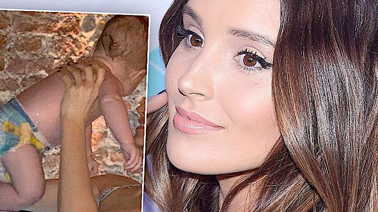 Marina i Liam Szczęsny na basenie. Zdjęcia