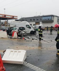 Tir wjechał w auta przed punktem poboru opłat. Rannych co najmniej 10 osób