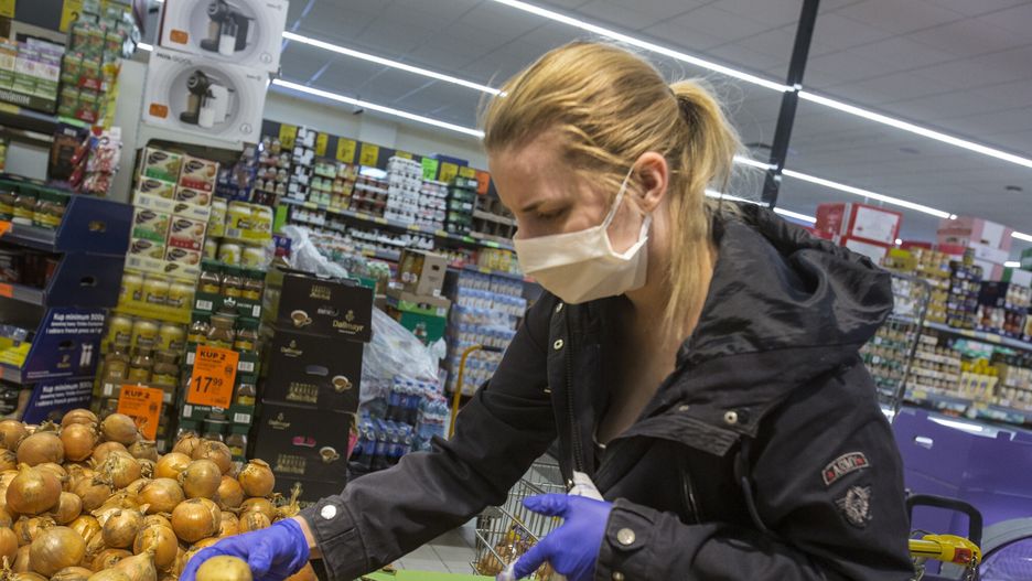 Maseczki ochronne już niedługo będą nam towarzyszyły codziennie