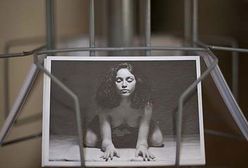 Zdjęcia nagiej Madonny wystawione w Londynie