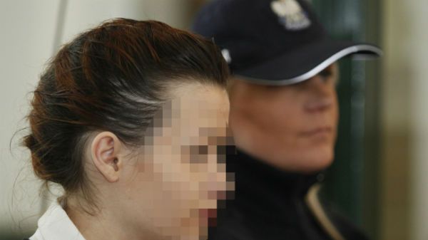 Katarzyna W. przed rozprawą na w specjalnej sali Sądu Okręgowego w Katowicach na terenie koszarów policji