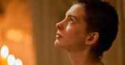 Anne Hathaway obcięła włosy do roli