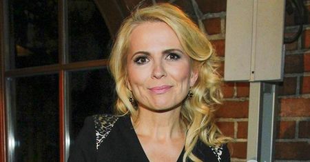Anna Jurksztowicz przeszła metamorfozę. Po zmianie fryzury wygląda jeszcze młodziej!