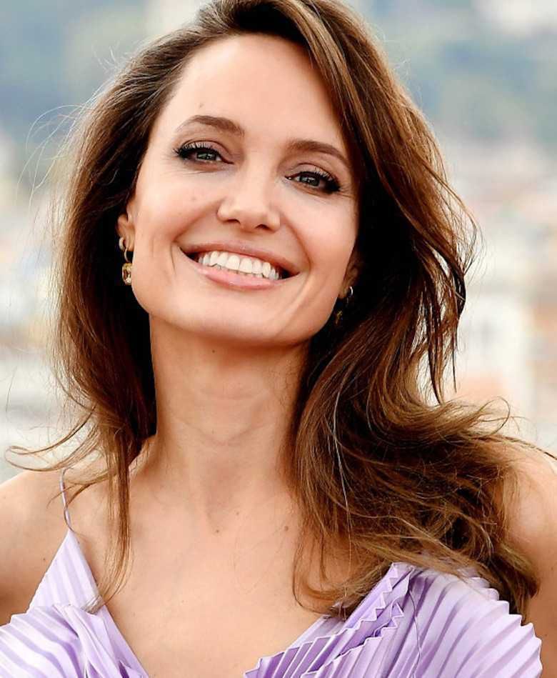 Angelina Jolie w Rzymie podczas promocji filmu Czarownica 2