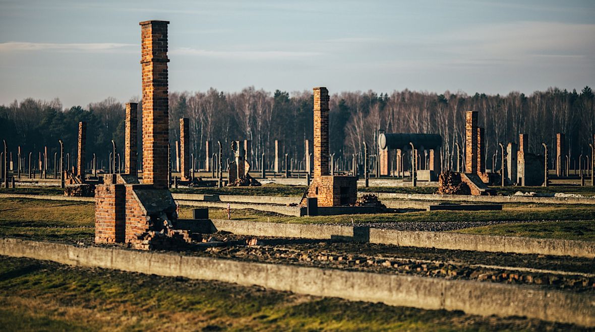 Były niemiecki nazistowski obóz koncentracyjny Auschwitz-Birkenau - widok dzisiejszy 