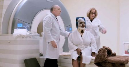 Miała orgazm w rezonansie. Internauci zniesmaczeni