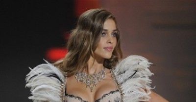 Ana Beatriz Barros
