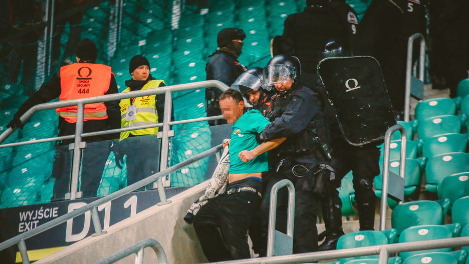 Awantura na stadionie z udziałem pseudokibiców 