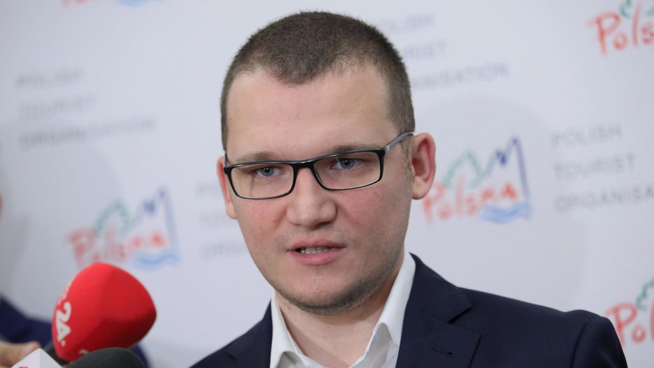 Paweł Szefernaker: policja była za sceną