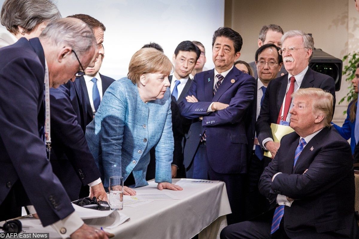 Donald Trump o słynnym zdjęciu z Angelą Merkel. "To nie tak!"