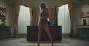 "Melania Trump" tańczy nago w Gabinecie Owalnym