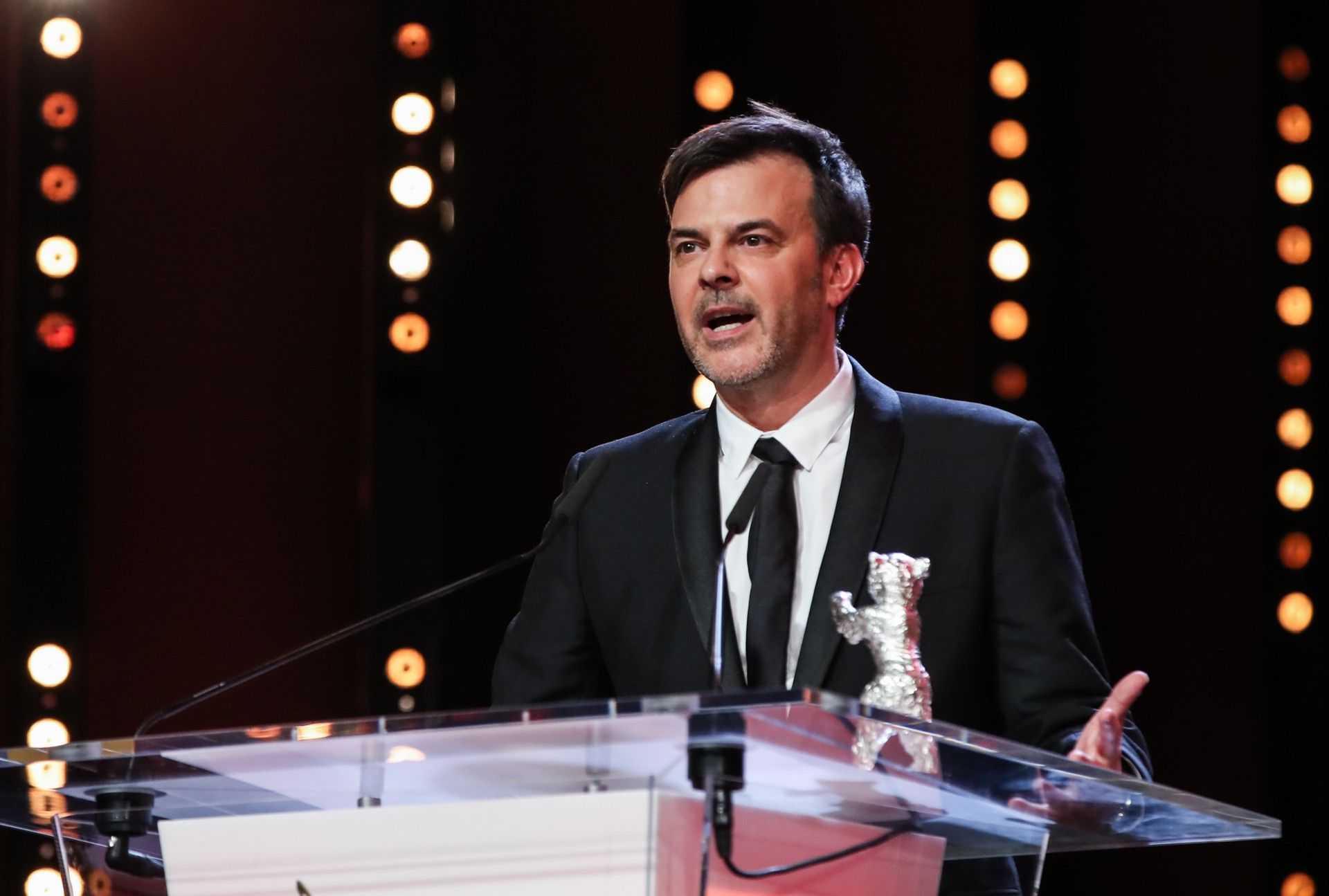 François Ozon otrzymał Srebrnego Niedźwiedzia na Berlinale za film "Dzięki Bogu". 