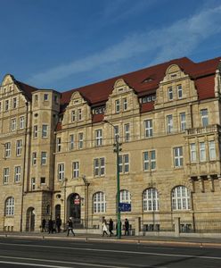 Stypendium "tylko dla katolików". Poznańska uczelnia tłumaczy kontrowersyjny program