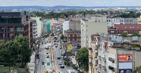 Łazarska Secesja dla Początkujących: Spacer z przewodnikami po architektonicznych skarbach Poznania