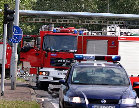 5 osób trafiło do szpitala po wycieku chloru w Poznaniu